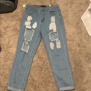 Pretty Little Thing High waisted Ripped Mom jeans